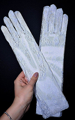 Перчатки длинные Гипюр белые