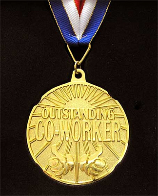 Медаль в рамке "Outstanding Co-Worker"