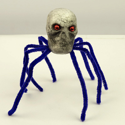 Павук-череп фіолетовий