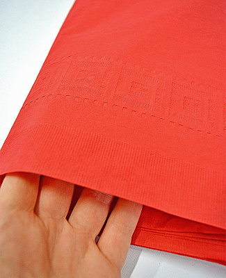Скатертина паперова червона 137х274