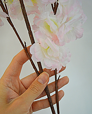 Ветка сакуры (светло-розовая)