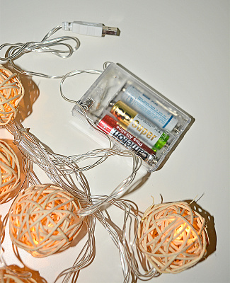 Гирлянда LED Шары ротанг (батарейки и USB)