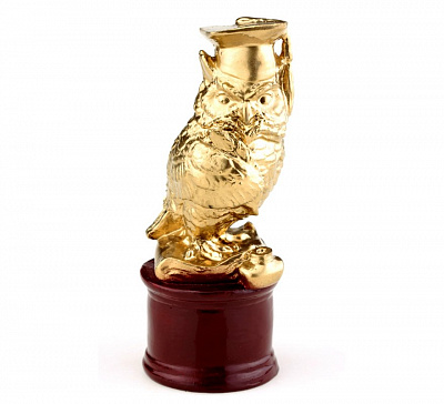 Статуэтка Сова бакалавр (золото) 16 см